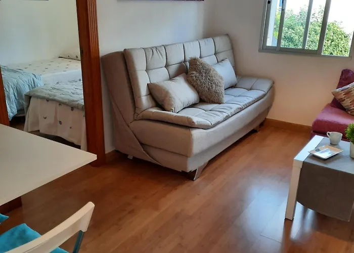 Apto A 2 Minutos De Playa. フエンヒロラ